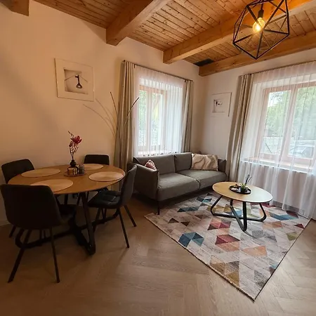 Osika * Nová Bystřice